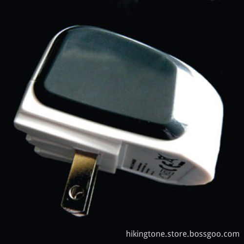 Car and Home Portable Universal USB Travel Charger Adapter with Output of 5V/2.4A
